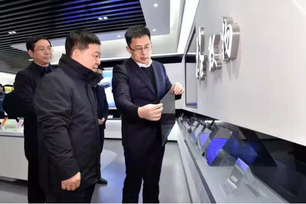 沃格光电：作为全省电子信息产业链链长，省长叶建春莅临我司视察调研